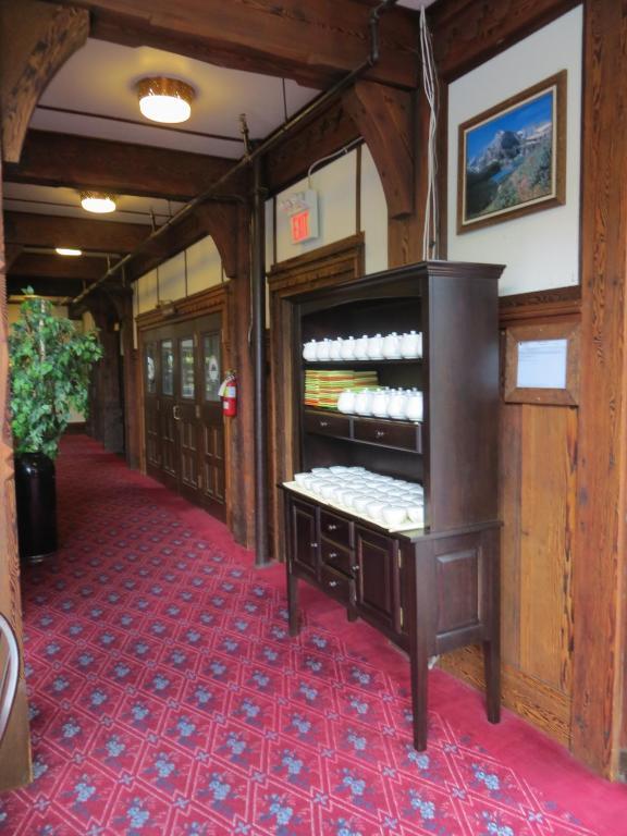 Prince Of Wales Hotel Waterton Park Εξωτερικό φωτογραφία