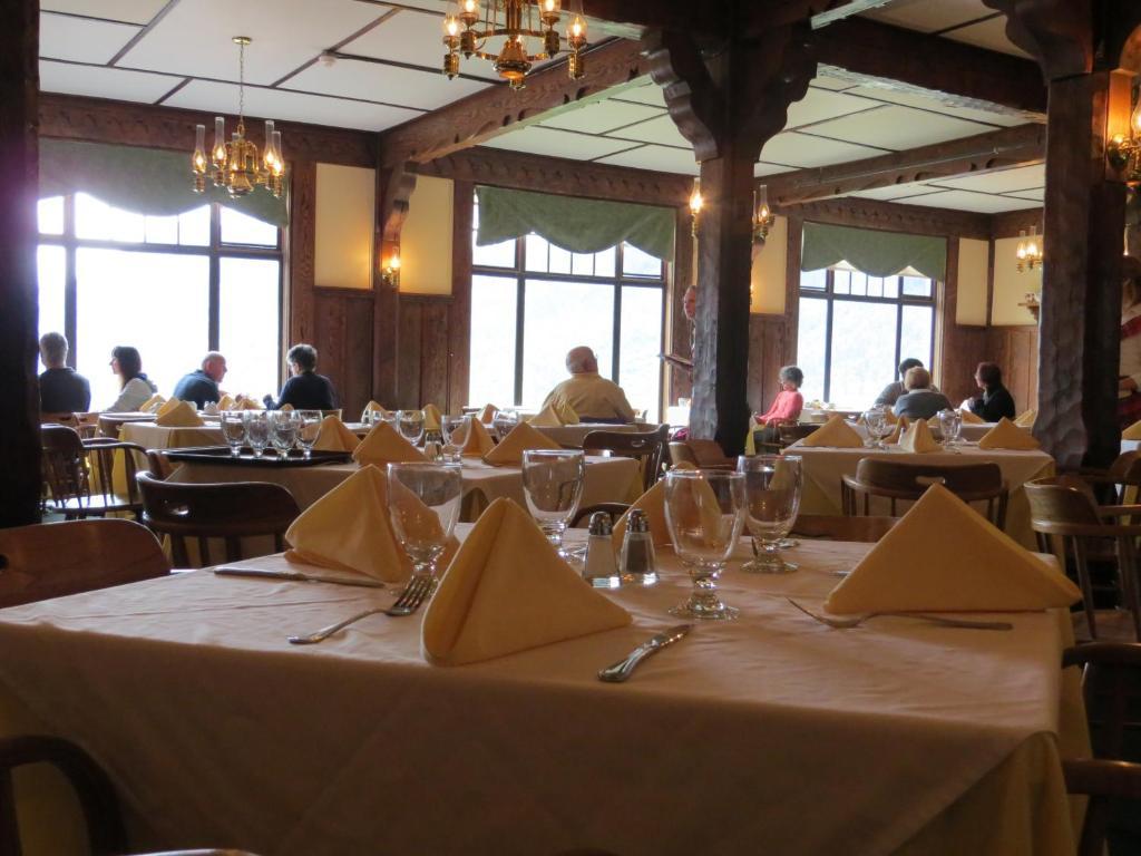 Prince Of Wales Hotel Waterton Park Εξωτερικό φωτογραφία