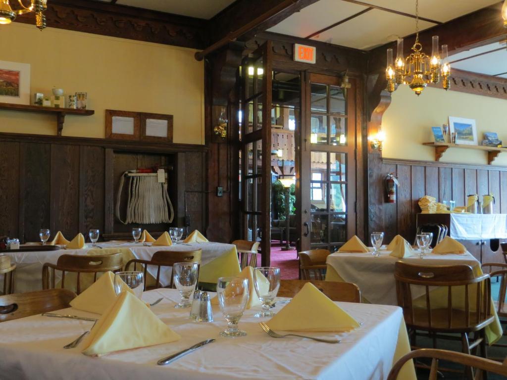Prince Of Wales Hotel Waterton Park Εξωτερικό φωτογραφία