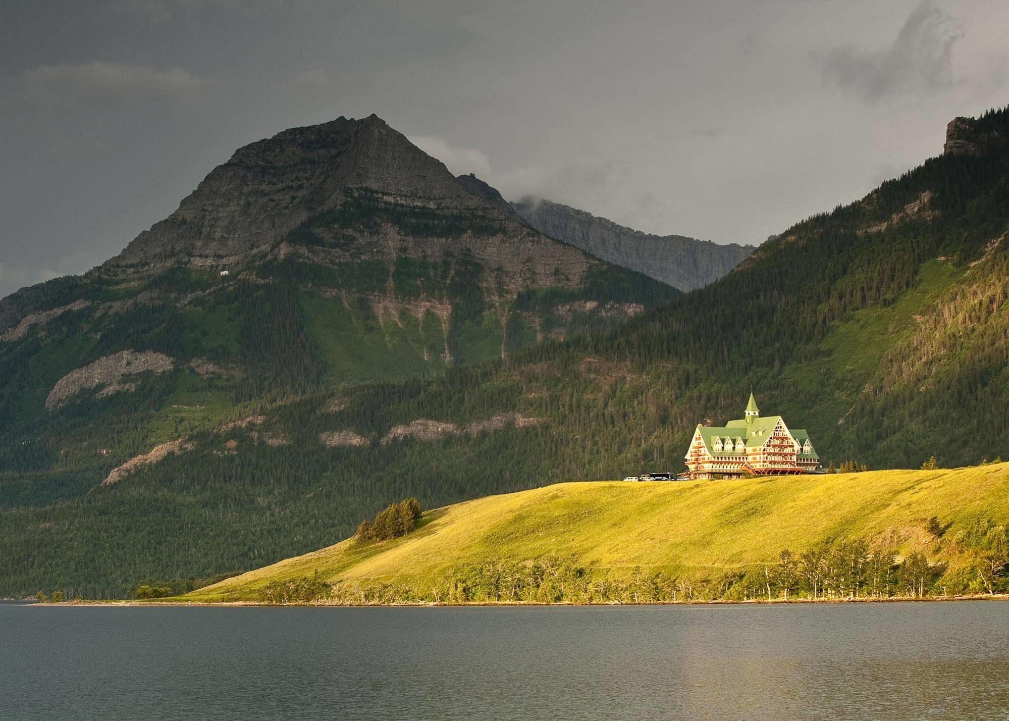 Prince Of Wales Hotel Waterton Park Εξωτερικό φωτογραφία